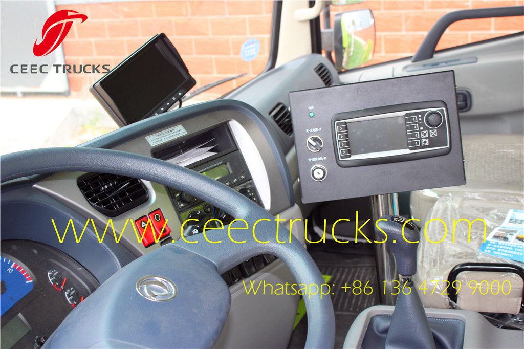 Dongfeng Heavy 10 CBM road sweeper truck