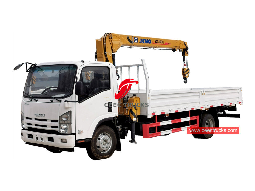 ISUZU Truck with crane 