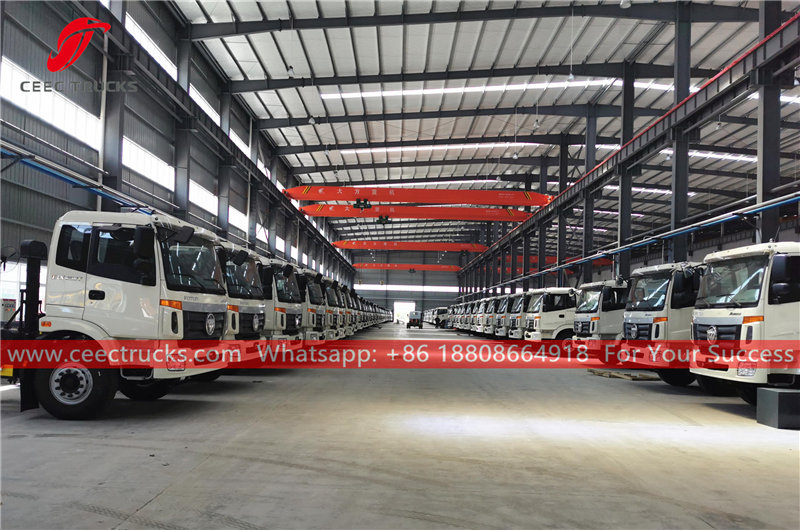 FOTON stainless steel water trucks for export