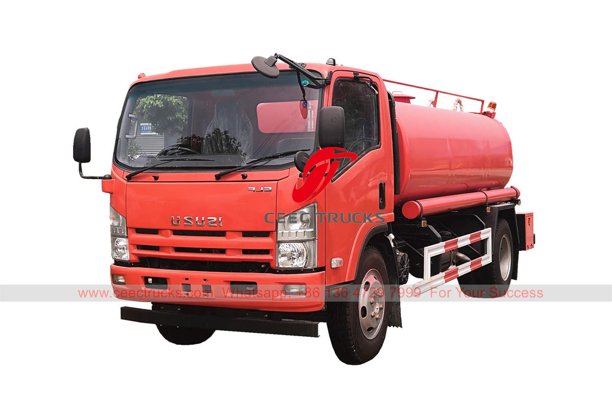 ISUZU water bowser truck