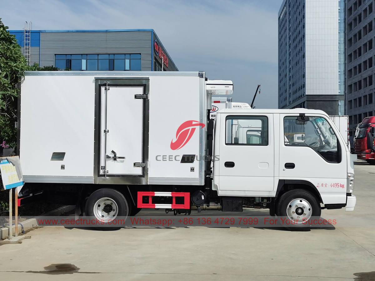 ISUZU double-cab ice cream refrigerator van