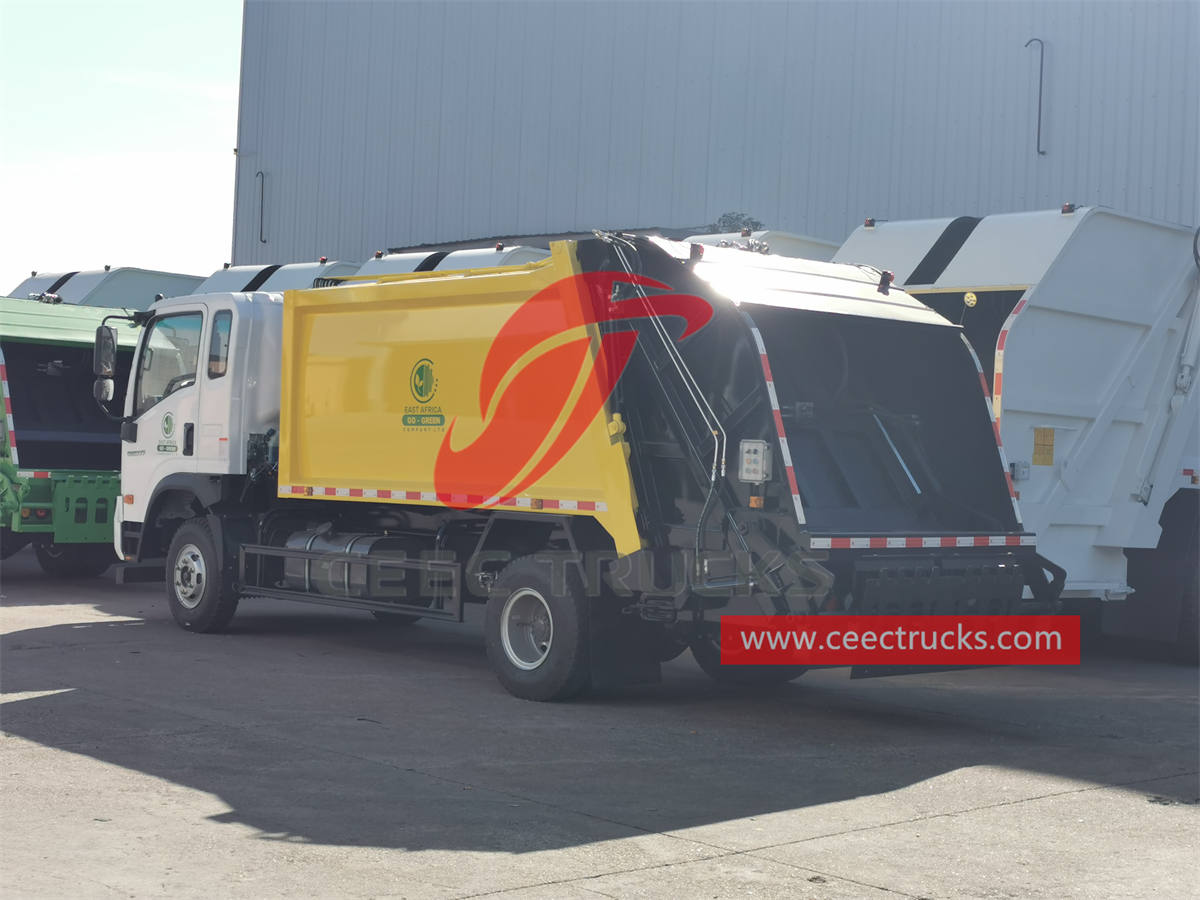 سيتم تسليم شاحنة ضغط القمامة عالية الأداء HOWO من شاحنات CEEC