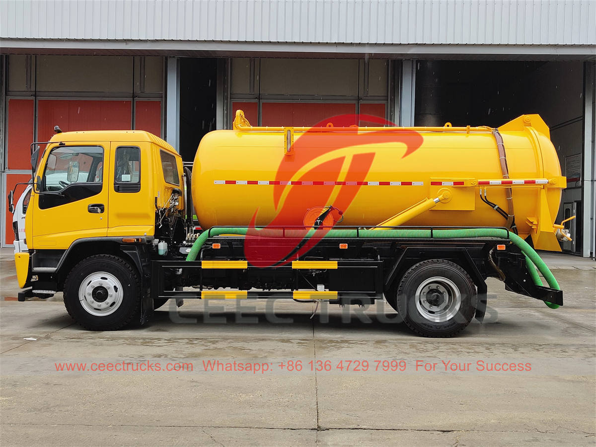 سعر المصنع شاحنة الصرف الصحي فراغ ISUZU FTR للبيع