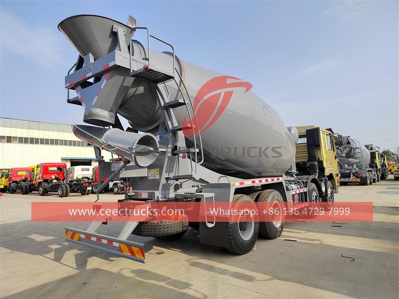 Shacman heavy duty 380HP Concrete Mixer Truck