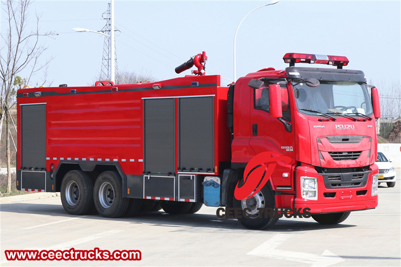 Isuzu heavy duty airport rescue fire truck