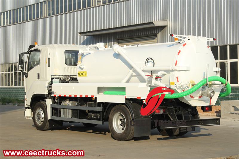 Isuzu FVR 8000L sewage suction truck