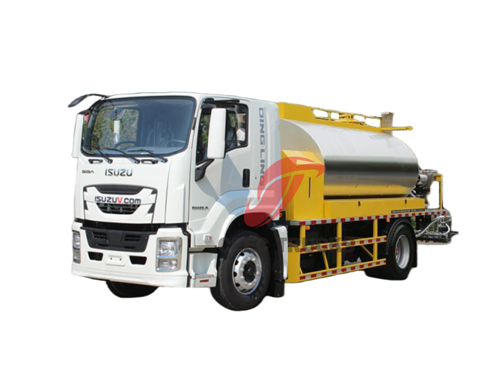 Isuzu New FTR 8000L Asphalt spreader truck