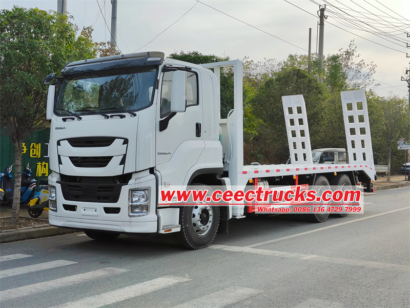 Isuzu GIGA 6x4 flatbed trailer 