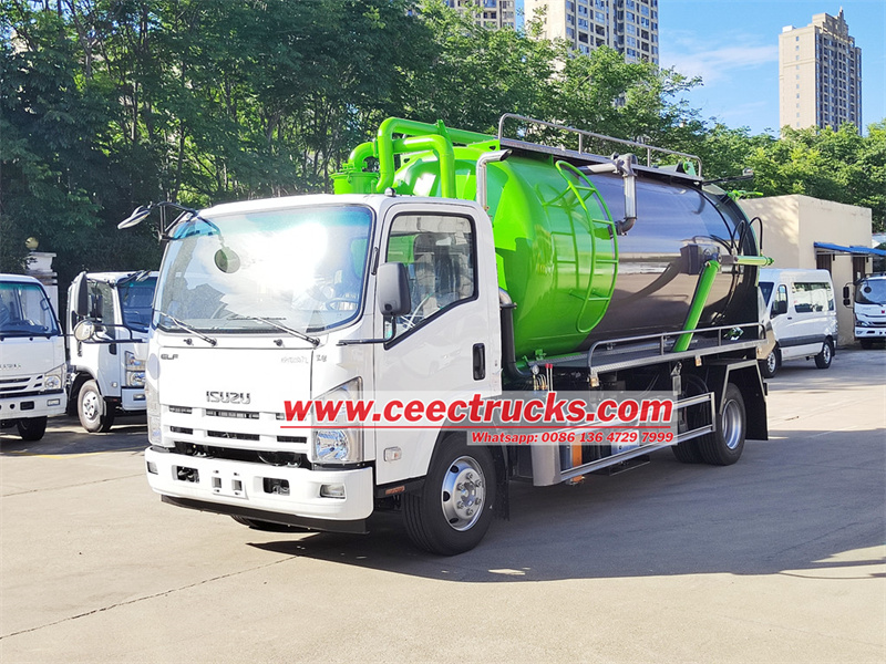 ISUZU NPR 10000L sewage tank truck