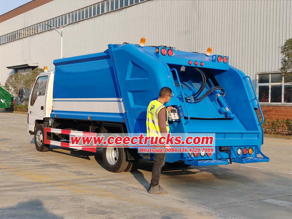 ISUZU 10CBM trash compactor truck