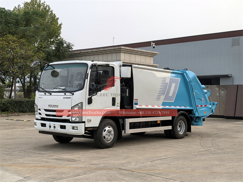 Isuzu 6cbm rear loader garbage truck