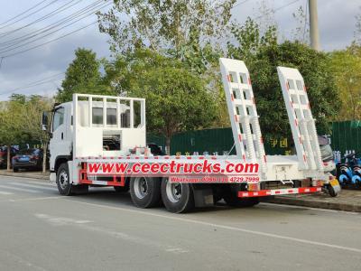 Isuzu giga Excavator Transport Stock Photos