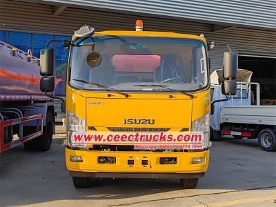 Isuzu 700P 10000 liters diesel oil transporter truck