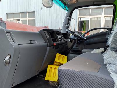 Africa Isuzu NPR vacuum truck with Jet Cleaner