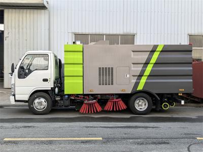 Isuzu NKR 130HP street sweeper truck
